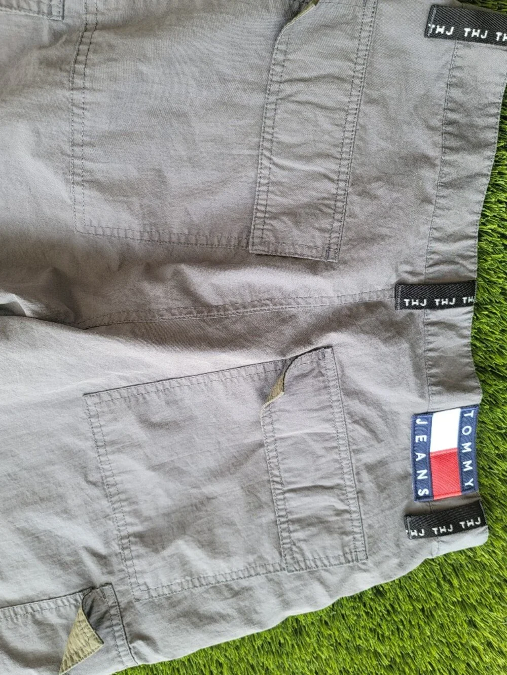 Vintage Tommy Hilfiger Convertible Zip-Off Pants | Size Large